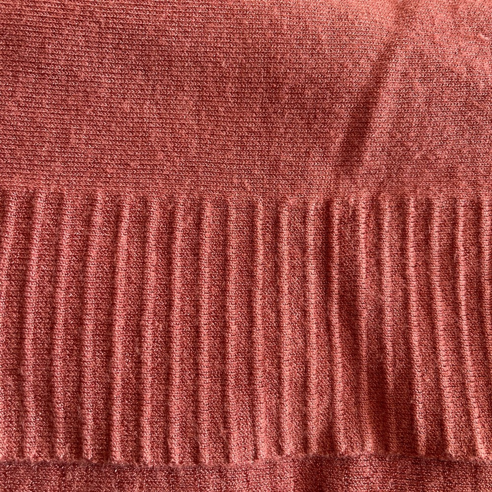 Bench Sweater size Large - Picture 5 of 8